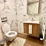Apartmán Petkovi аpartments, Gardens - One-bedroom And Two-bedroom Borovec