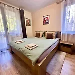 Apartmán Petkovi аpartments, Gardens - One-bedroom And Two-bedroom