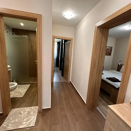 Petkovi аpartments, Gardens - One-bedroom And Two-bedroom Lägenhet Borovets